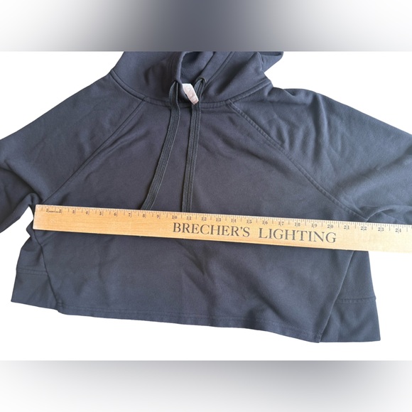 Athleta Steady State Black Cropped Hoodie - Picture 6 of 12